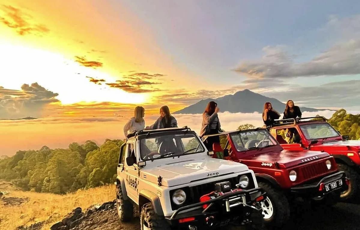 What a Licensed Jeep Tour Guide Actually Does, and Why That Matters More Than the Price